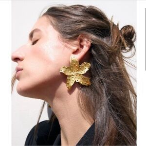 Zara limited edition STARFISH EARRINGS ✨🔥🔥✨